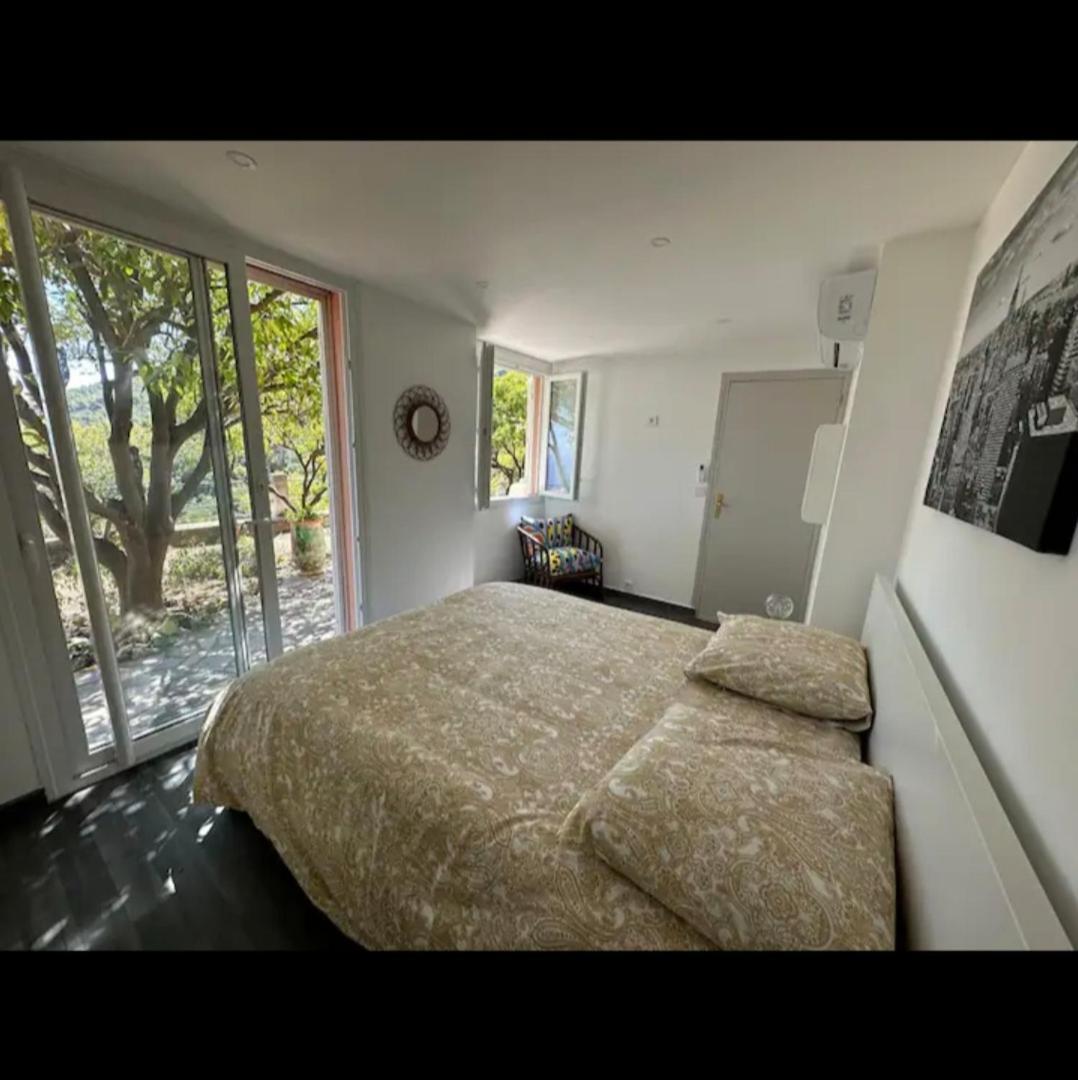 10 Min De Monaco Petite Maison Avec Jardin Vue Et Rocher De Monaco Holiday home La Turbie